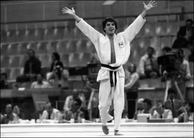 Qui a t le premier champion olympique, dans l'histoire du judo, en France ?