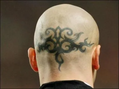 Avec qui Jrmie a-t-il un tatouage en commun ?