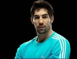 Qui est ce champion, mdaille d'or avec l'quipe de France de handball ?