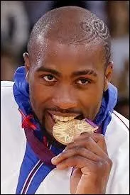 Qui est ce champion, mdaille d'or en judo ( +100 kg ) ?