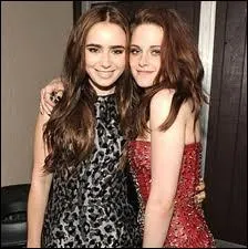 Page Lily Collins : Lily connait-elle Kristen Stewart ?