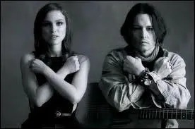 En 2012, Natalie Portman a jou dans un clip d'o est prise cette image. De quel clip s'agit-il ?