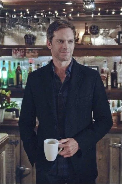 Qui est-ce (et qu'est-ce qui le caractrise) ?