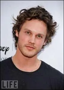 Qui est-ce (et qu'est-ce qui le caractrise) ?