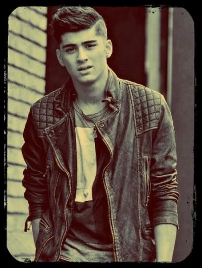 Zayn Malik est en couple avec ...