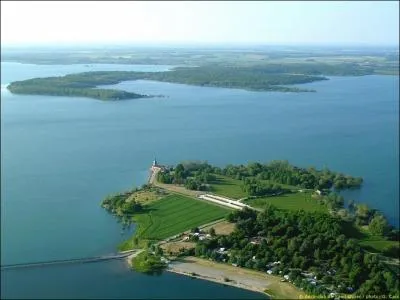 Dans quel dpartement se situe le lac du Der ?