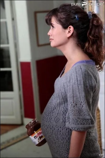 Quand Clem apprend qu'elle attend un bb, elle est plutt : ( c'est la dernire question de ce quizz alors concentrez-vous bien ;-) )