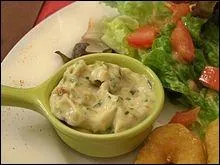 Quelle est cette sauce mulsionne chaude  base de beurre, jaune d'oeuf, chalote, estragon, cerfeuil ?