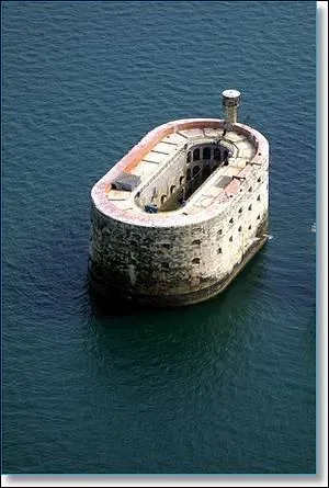 Qui a particip aux missions  Les Visiteurs du Mercredi,  Attention Magie, Magic-Magic  ou  Fort Boyard  ?