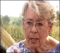 Que suggrent les fouilles archologiques de Jeannine Davis-Kimball ayant eu lieu entre 1992 et 1995, prs de la ville de Pokrovka, en Russie ?