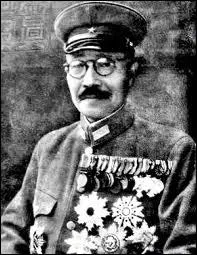 Je suis n en 1884 et mort en 1948, pendu par l'ennemi. Militaire, j'ai toujours t en faveur de l'expansion territoriale. J'ai t 1er ministre de 1941  1944. Qui suis-je ?