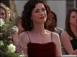 Comment s'appelle le caf de Karen Roe ?