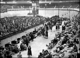 Dans quel lieu ont été réunies les victimes de la grande rafle des juifs en juillet 42 à Paris, organisée conjointement par l'occupant nazi et le régime de Vichy ?