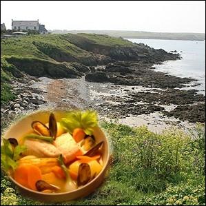 La Cotriade est aux bretons ce que la bouillabaisse est aux mridionaux. Elabore avec des espces locales de poissons, elle vous sera servie accompagne de ... .