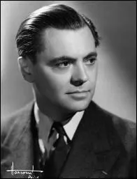 Quelle personne a été chargée par De Gaulle de réunifier tous les réseaux de résistance intérieure ?