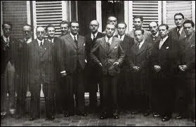 Quelle organisation a-t-il créée pour coordonner les différents mouvements de la Résistance intérieure française et de la France libre ?