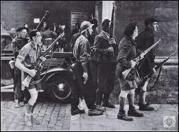 Quelles forces armées de la Résistance ont contribué à la libération de Paris en août 44 ?