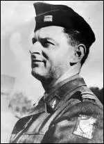 Quel chef de la Résistance de Paris était présent lors de la remise l'acte de reddition sans condition des forces allemandes du général Von Choltitz ?