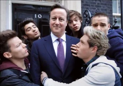 Dans la chanson  One Way or Another , qui apparat vers la fin de la chanson (voir photo) ?