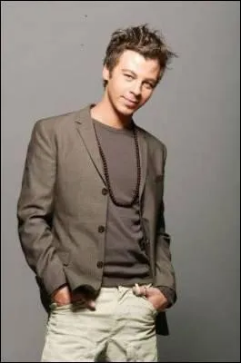 Quel est le prénom de sa "fiancée" ?