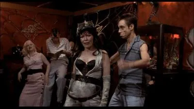 Qui joue le rle de Ramona Rickettes ?