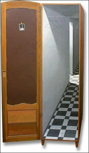 Paul Critchley a peint ce tableau, qui fait irrmdiablement penser ... ?