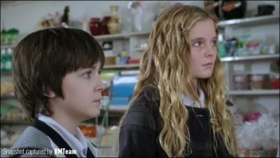 Quelle BD Henry lit-il lors de sa rencontre avec Ava et Nicholas alias Hansel et Gretel ?