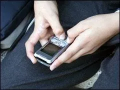 La rdaction d'un SMS de 160 caractres la plus rapide.