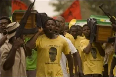 Dans ce film de Philip Noyce, Derek Luke joue le rle de Patrick Chamusso, ce pre de famille sud-africain accus injustement de crime. Il se mtamorphose en citoyen engag et rvolt.