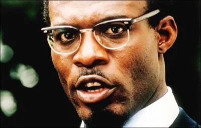 Ce hros de l'indpendance congolaise n'a pas trente ans lorsque les premiers soubresauts d'une dcolonisation bcle le propulsent sur le devant de la scne politique internationale.