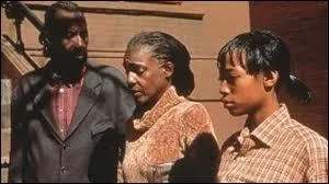 Alloune, un vieux guide du muse africain,  Gore, part en plerinage pour retrouver les descendants de ses anctres aux tats-Unis. Il arrive en Caroline du Sud o vit la communaut africaine.