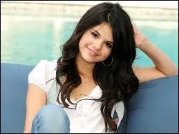 Que chante Selena Gomez ?
