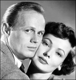 Ce film s'intitule  Night and the City  en anglais. Le traducteur du titre devait tre fan du clbre groupe ringard de rock franais car il a jug bon de le renommer :