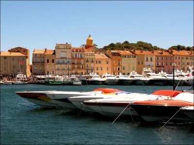Dutronc aimait ses filles, Eddie Barclay y repose en paix, Jean Girault a rendu sa gendarmerie clbre, quelle est cette ville ?