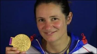 Qui est cette personn et  quelle discipline a-t-ell eu l'or aux JO de Londres ?