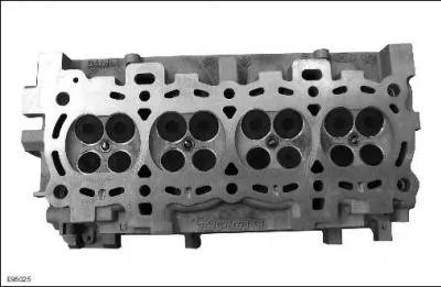 Quelle est cette pice matresse dans laquelle passe l'admission et les gaz d'chappement ?