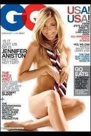 Ainsi utilise, la cravate-club (c'est  dire la cravate raye  rayures obliques) devient sexy. Qui est l'actrice qui a pos ainsi ?