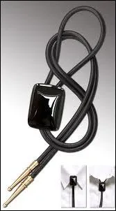 Comment se nomme le lacet de cuir ou de soie, serr par un bijou d'argent ou pierrerie, port par les amateurs de la mode western, cravate officielle de plusieurs tats amricains ?