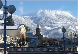 Partons maintenant  La Bourboule. Comment se nomment les habitants de cette ville ?