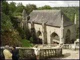 Cette chapelle se situe sur la commune du Faout. Quel est le nom des habitants de cette commune ?
