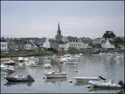 A Locmariaquer, les habitants portent le nom de ...