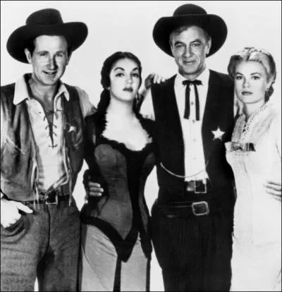  Le train sifflera trois fois  est certes un joli titre, mais il enlve le double sens du titre original, qui veut dire  la fois  plein midi , mais aussi  l'heure de vrit . Quel est ce titre ?