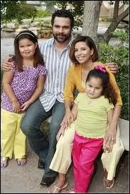 Dans  Desperate Housewives , comment s'appellent les enfants de Gabrielle et Carlos ?