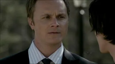 Comment meurt John ?