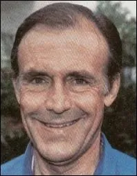 Richard Bull a jou le rle du personnage grant du magasin gnral avec sa femme.