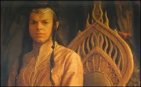 Comment s'appelle le seigneur des Elfes ?