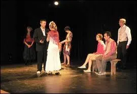 Qui est l'auteur de la pice de thtre  Noces de sang  ?