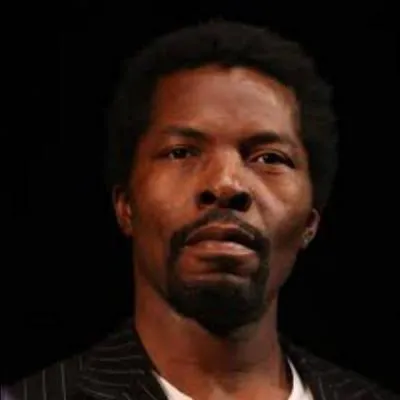 Acteur ivoirien n en 1957  Abidjan, j'ai t rvl dans  Black mic-mac . J'ai jou dans plusieurs films dont  Les Keufs ,   Vanille fraise ,  Ghost Dog ,  Casino Royale ,  Le scaphandre et le papillon ... Je suis...