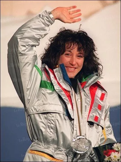 Avec 26 victoires en Coupe du monde, 1 mdaille d'or en Championnat du monde et 1 d'argent aux JO d'Albertville, c'est la skieuse franaise la plus titre. Quel est son nom ?