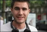 Combien y-a-t-il eu de vues pour la critique  Dingue de toi  de Sofiane ?